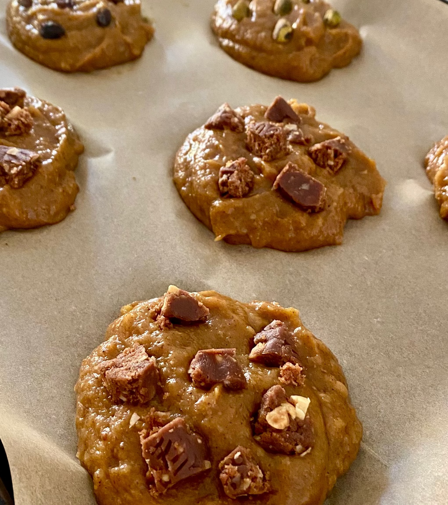 Pumpkin Spice Protein Cookies 🎃🍪